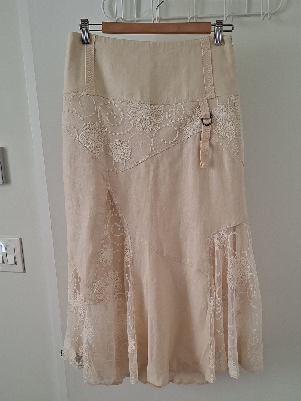 Unique Linen & Lace Bias-cut Fishtail Midi Skirt w/ D-ring Accent (Size M/US 29)